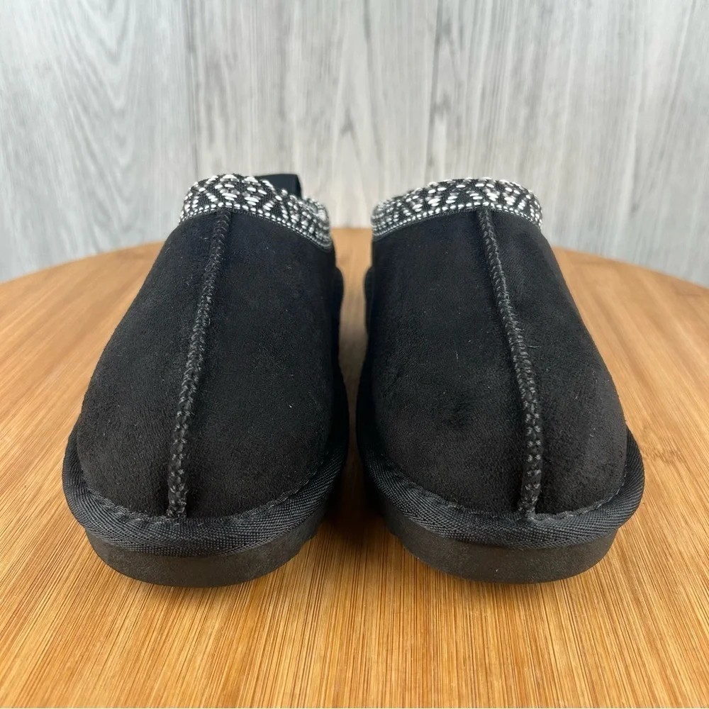 Children’s Black Suede Slip-On Shoes with Patterned Trim (SIMMON-IIM)